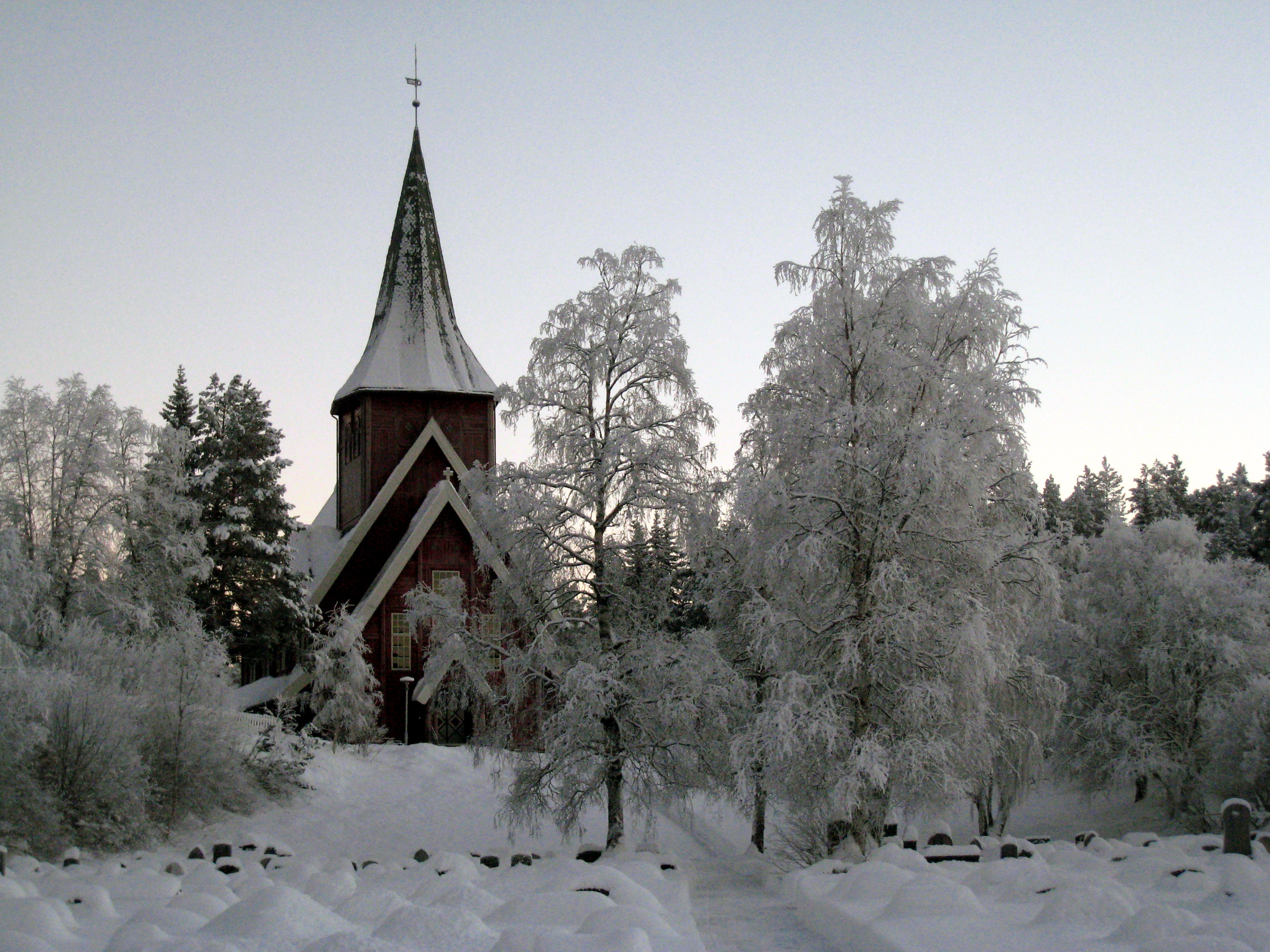 Julaftengudstjenester i Hol kyrkje i år